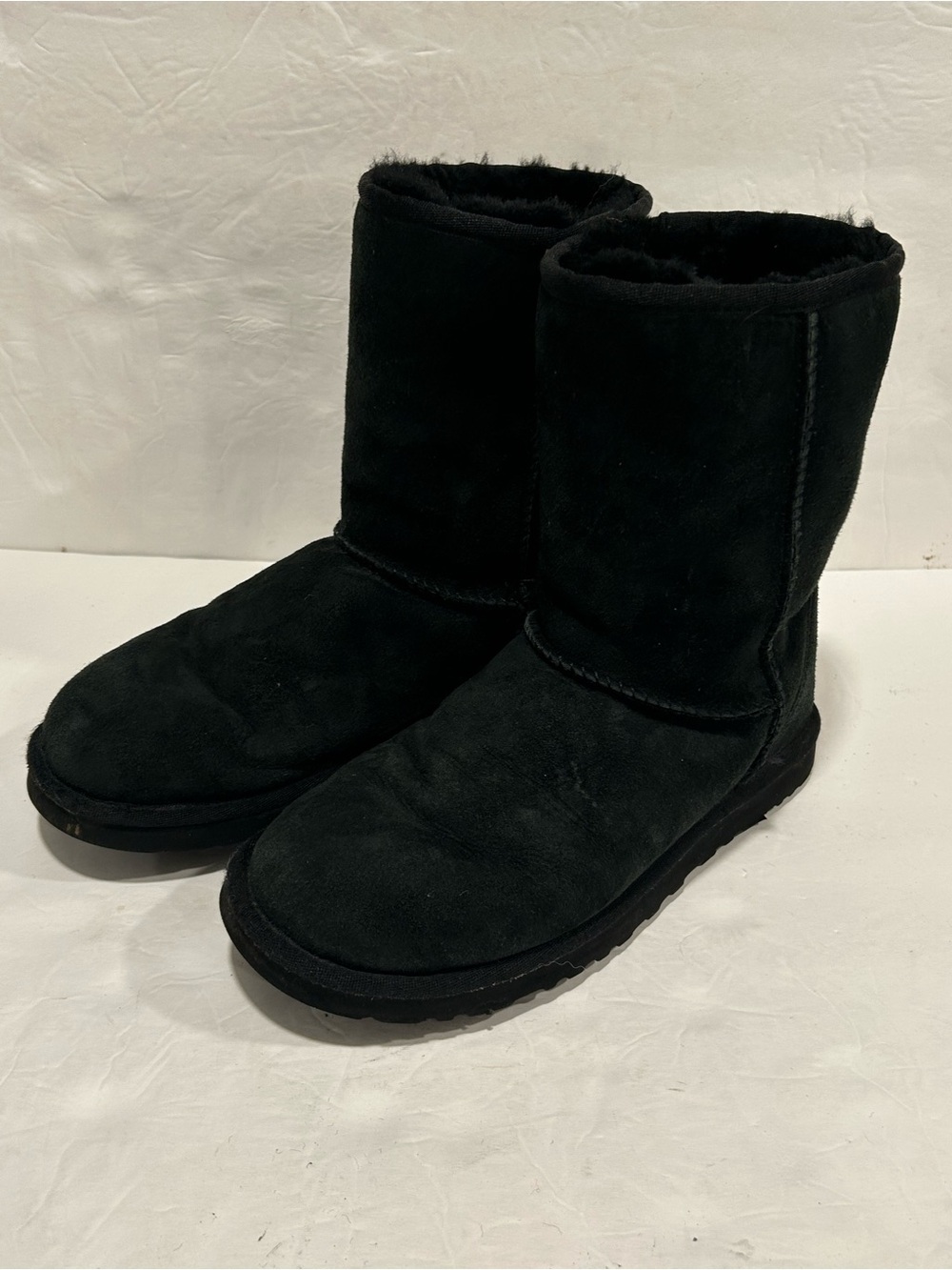 UGG Classic Short Boots Womens 9 Black Suede Shearling 5825 comfort cozy